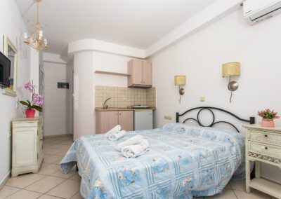 vila ina 2 neos marmaras