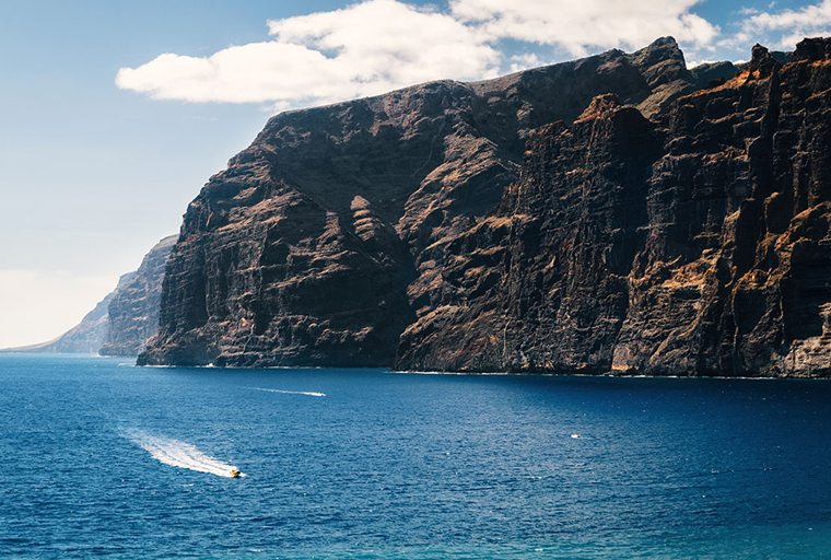 Gusarski-brod-Tenerife-Disko-Travel4