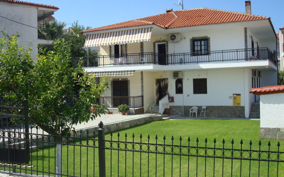 Vila Janis Polihrono